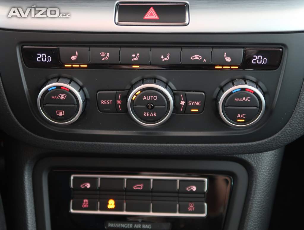 Foto inzerátu Volkswagen Sharan 2.0 TDI