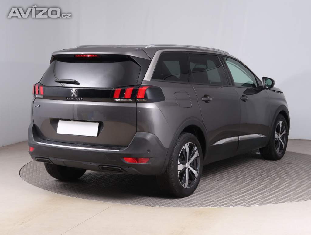 Foto inzerátu Peugeot 5008 PureTech 130