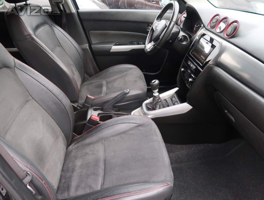 Foto inzerátu Suzuki Vitara 1.4 BoosterJet