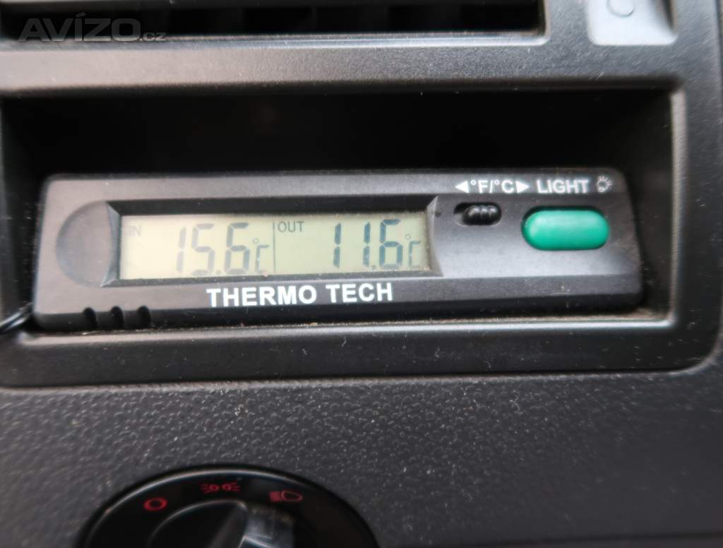 Foto inzerátu Volkswagen Caravelle 2.5 TDI