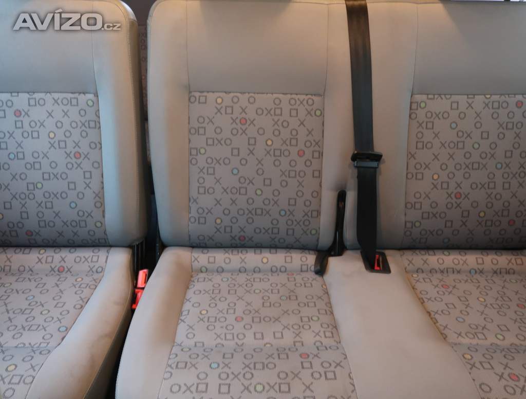 Foto inzerátu Volkswagen Caravelle 2.5 TDI