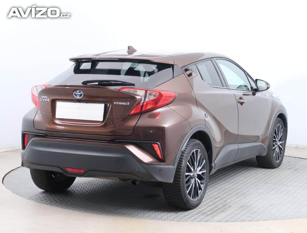 Foto inzerátu Toyota C-HR 1.8 Hybrid