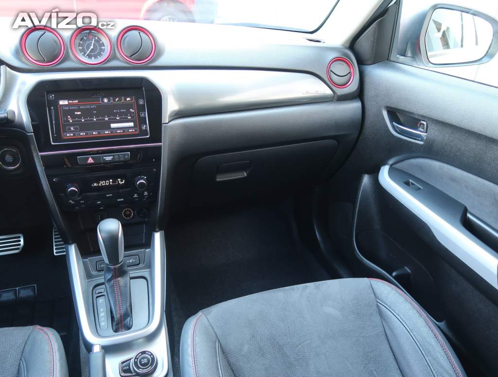 Foto inzerátu Suzuki Vitara 1.4 BoosterJet