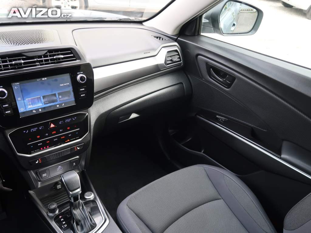 Foto inzerátu SsangYong Tivoli Grand 1.5 T-GDI