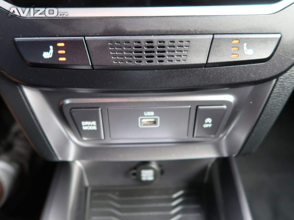 Foto inzerátu SsangYong Tivoli Grand 1.5 T-GDI