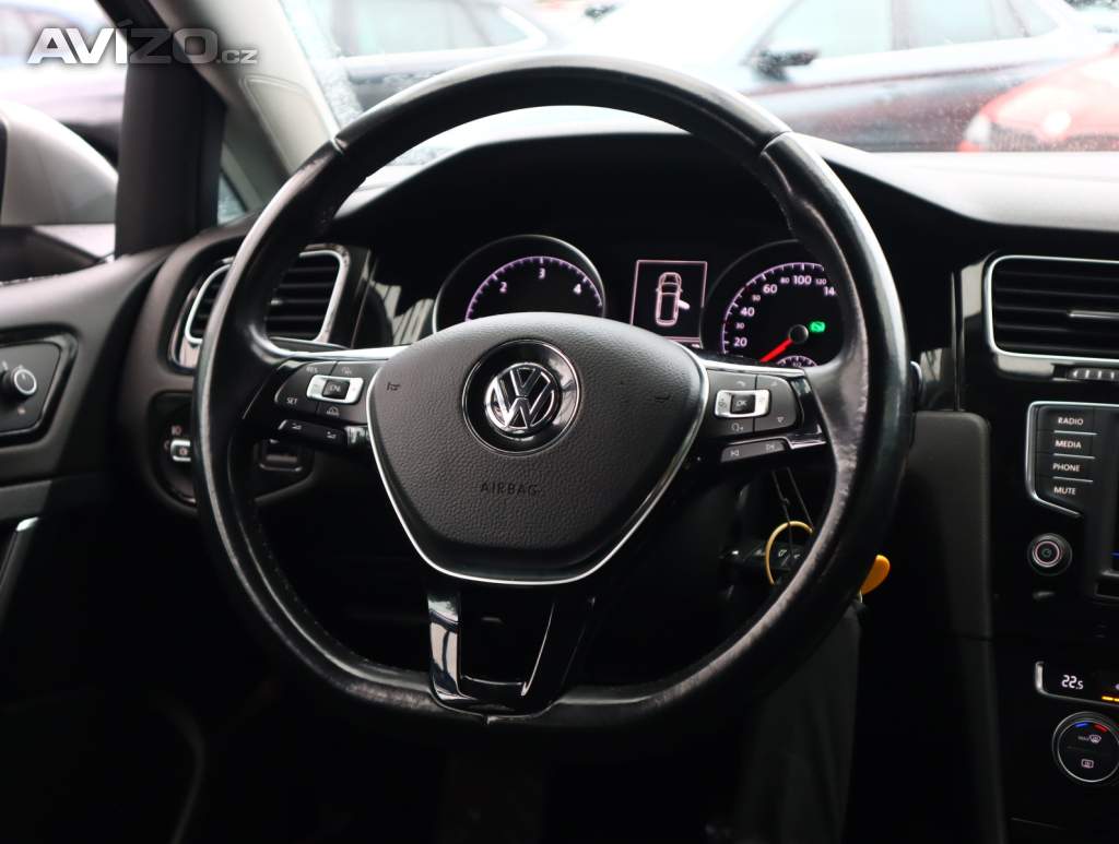 Foto inzerátu Volkswagen Golf 1.6 TDI