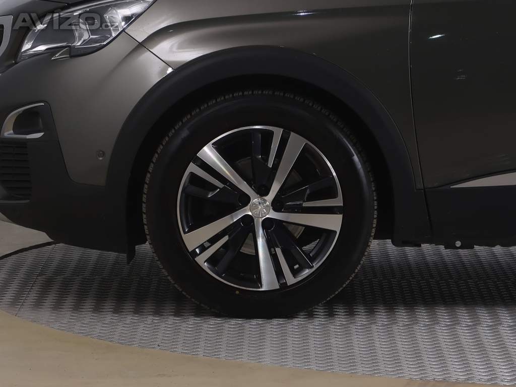 Foto inzerátu Peugeot 3008 1.2 PureTech