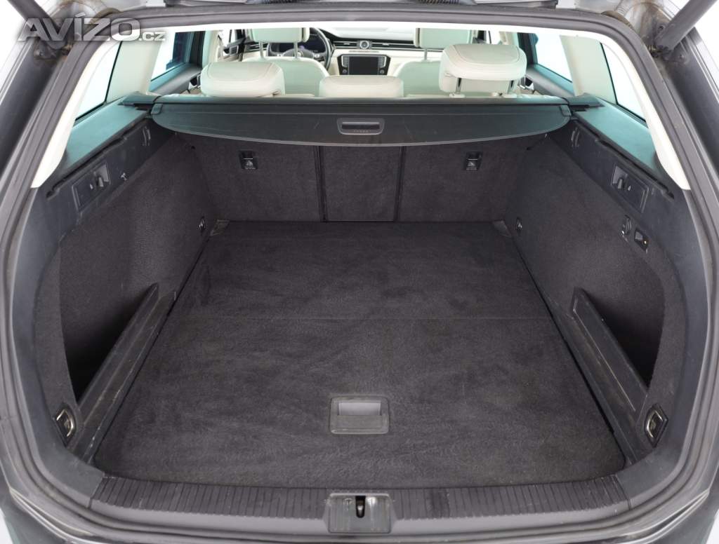 Foto inzerátu Volkswagen Passat 2.0 TDI