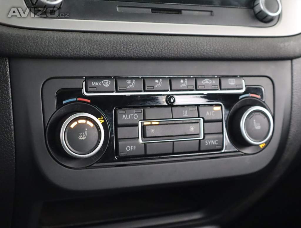 Foto inzerátu Volkswagen Tiguan 2.0 TDI