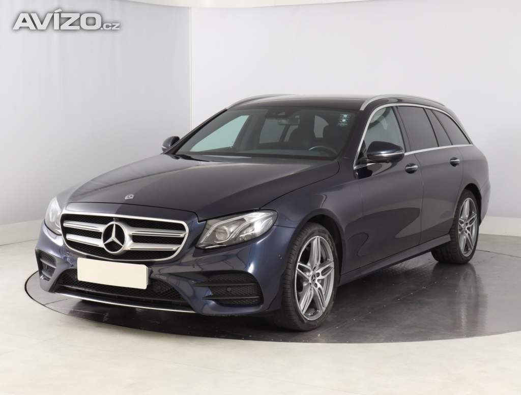Foto inzerátu Mercedes-Benz Třídy E E 220 d 4MATIC