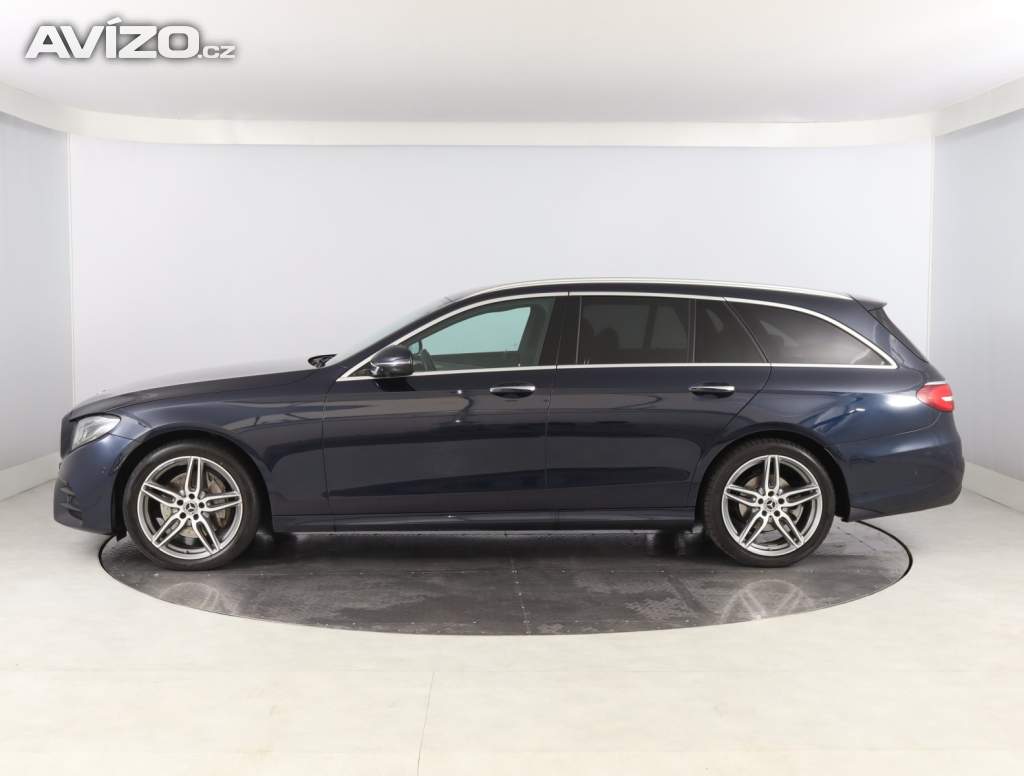 Foto inzerátu Mercedes-Benz Třídy E E 220 d 4MATIC