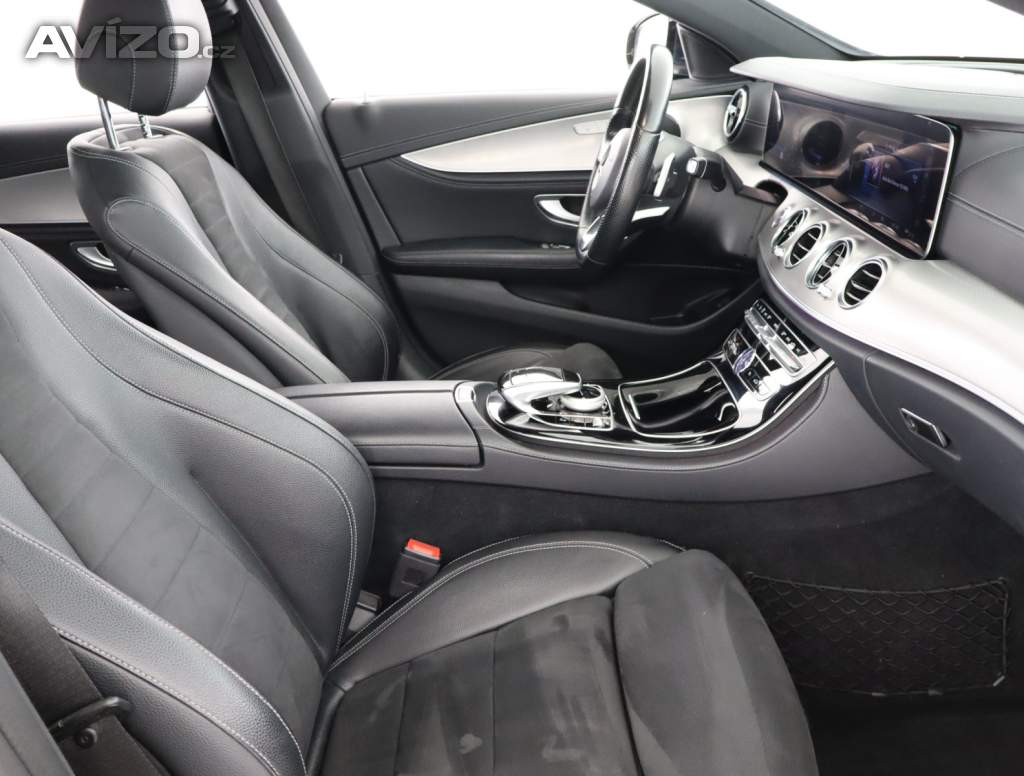 Foto inzerátu Mercedes-Benz Třídy E E 220 d 4MATIC