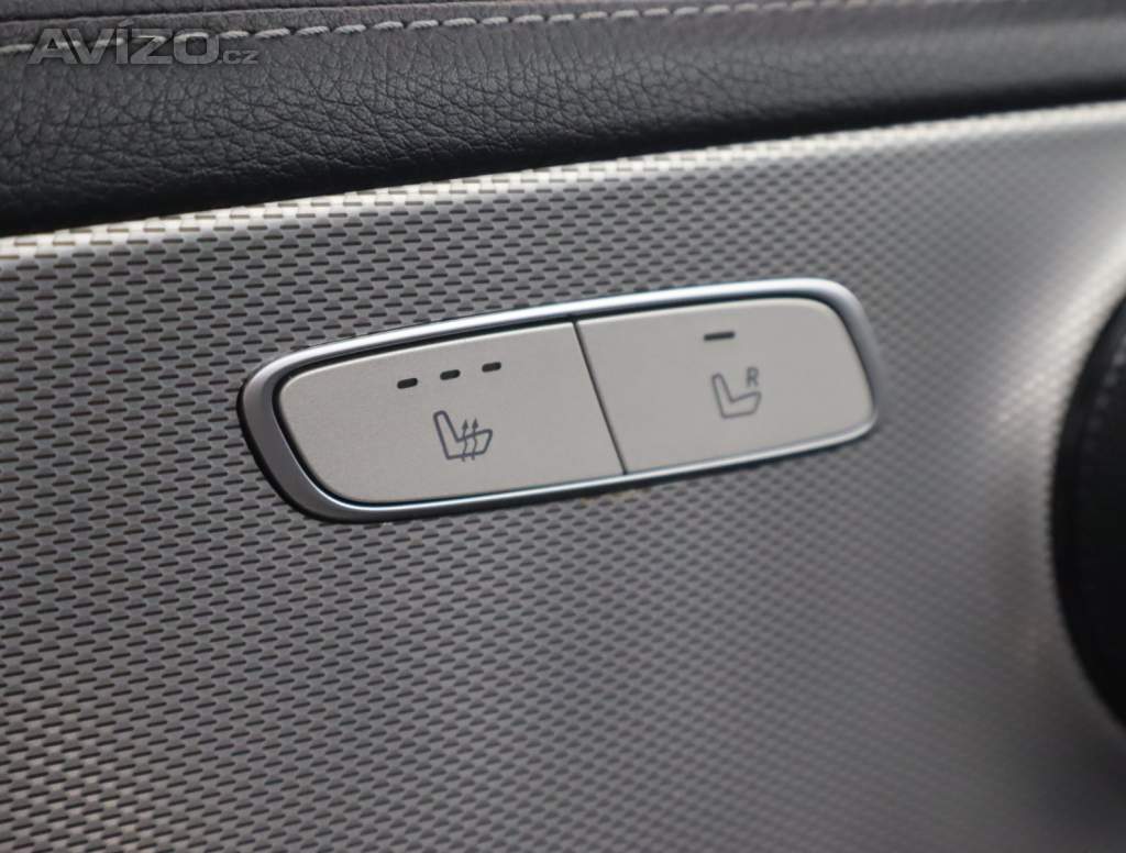 Foto inzerátu Mercedes-Benz Třídy E E 220 d 4MATIC