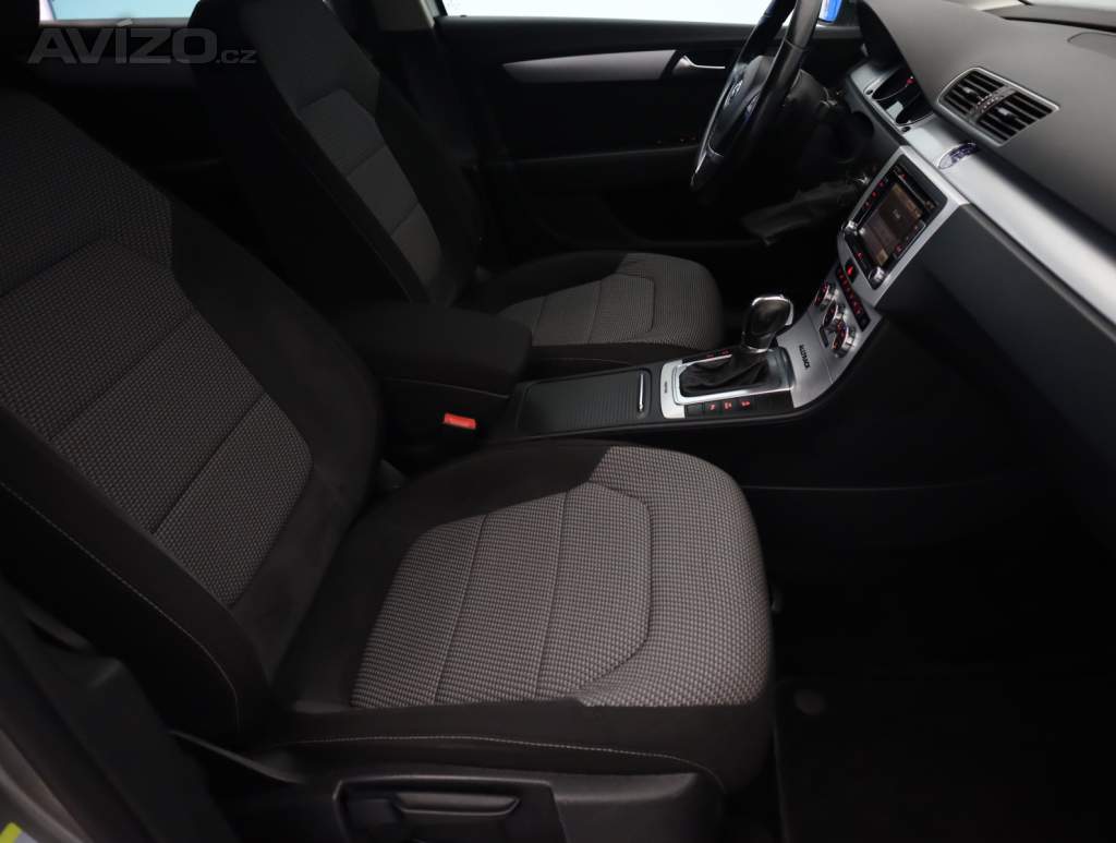 Foto inzerátu Volkswagen Passat 2.0 TDI