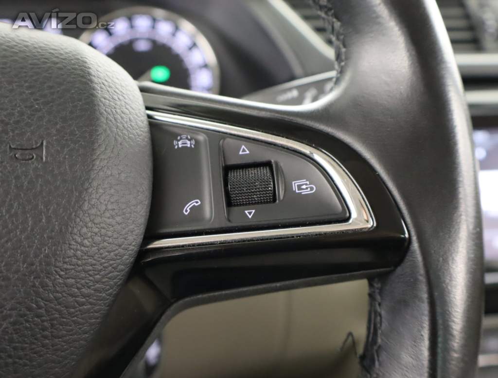 Foto inzerátu Škoda Superb 2.0 TDI