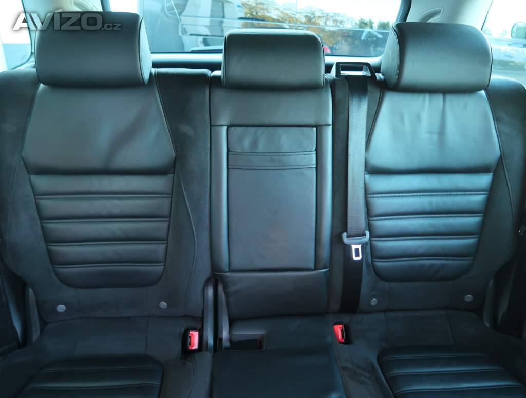 Foto inzerátu Volkswagen Touareg 3.0 TDI