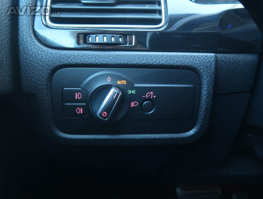 Foto inzerátu Volkswagen Touareg 3.0 TDI