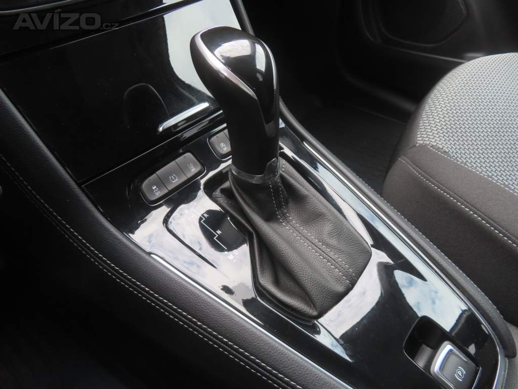 Foto inzerátu Opel Grandland 1.2 Turbo