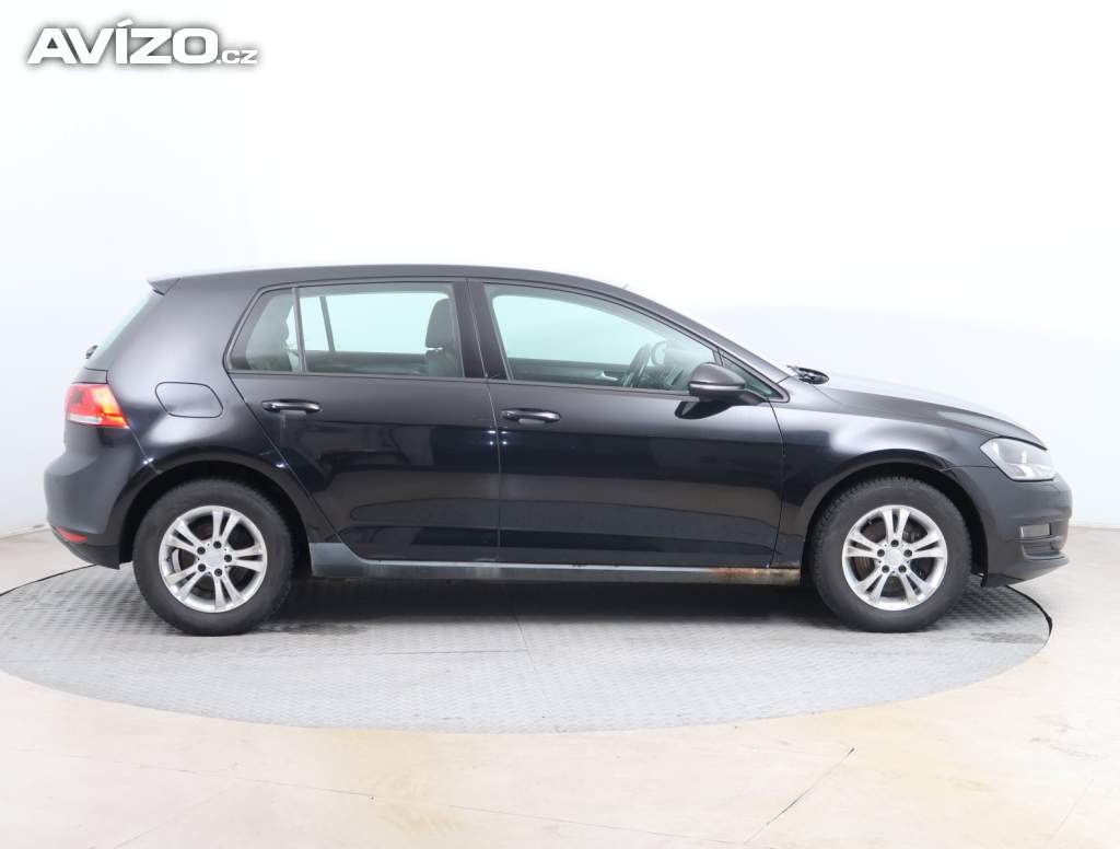 Foto inzerátu Volkswagen Golf 1.2 TSI