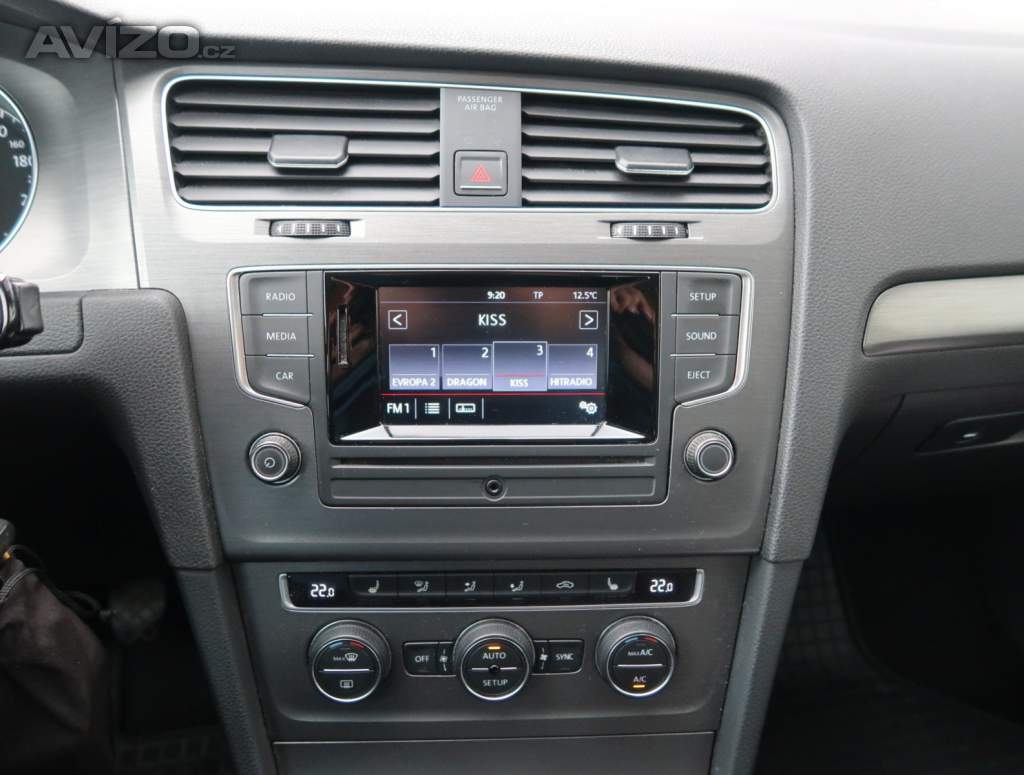 Foto inzerátu Volkswagen Golf 1.2 TSI