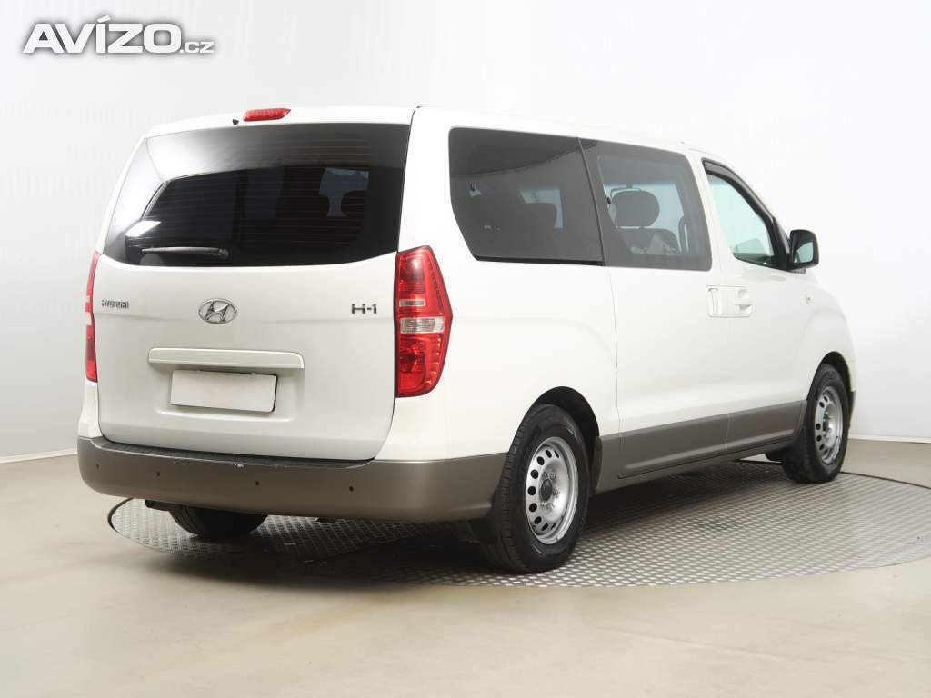 Foto inzerátu Hyundai H-1 Tour 2.5 CRDi