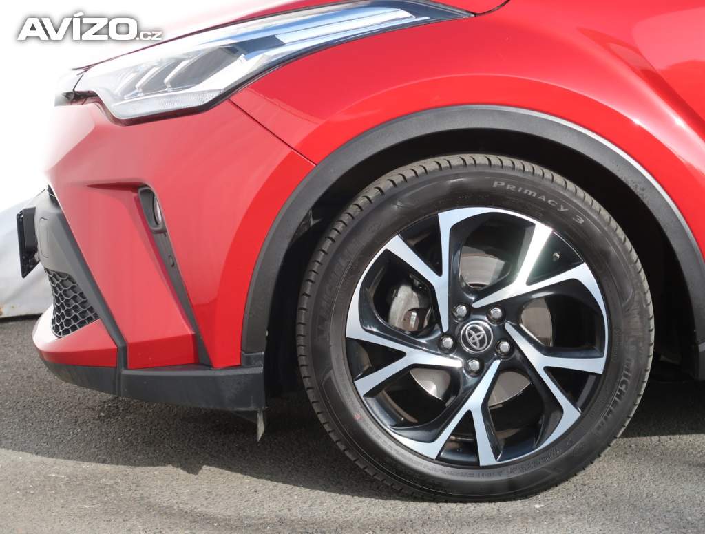 Foto inzerátu Toyota C-HR 1.8 Hybrid