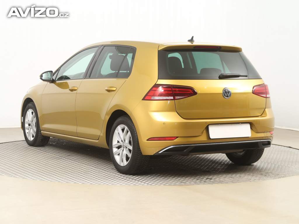 Foto inzerátu Volkswagen Golf 2.0 TDI