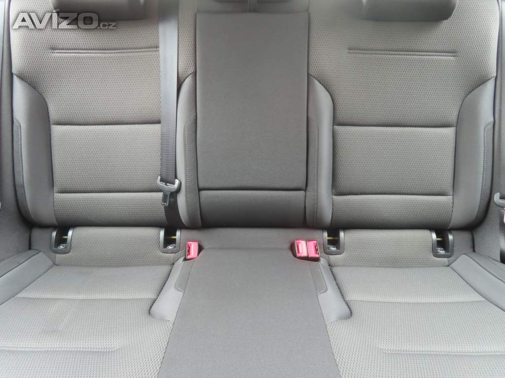 Foto inzerátu Volkswagen Golf 2.0 TDI