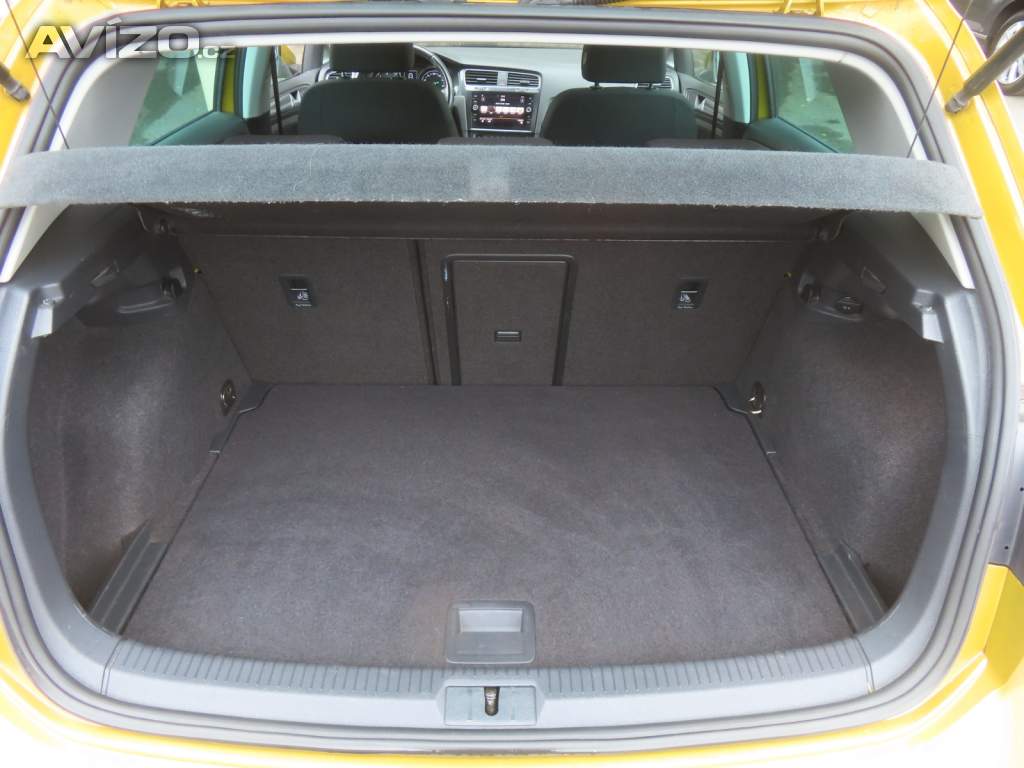 Foto inzerátu Volkswagen Golf 2.0 TDI