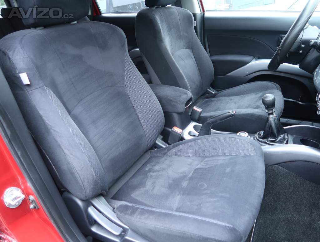 Foto inzerátu Mitsubishi Outlander 2.0 DI-D