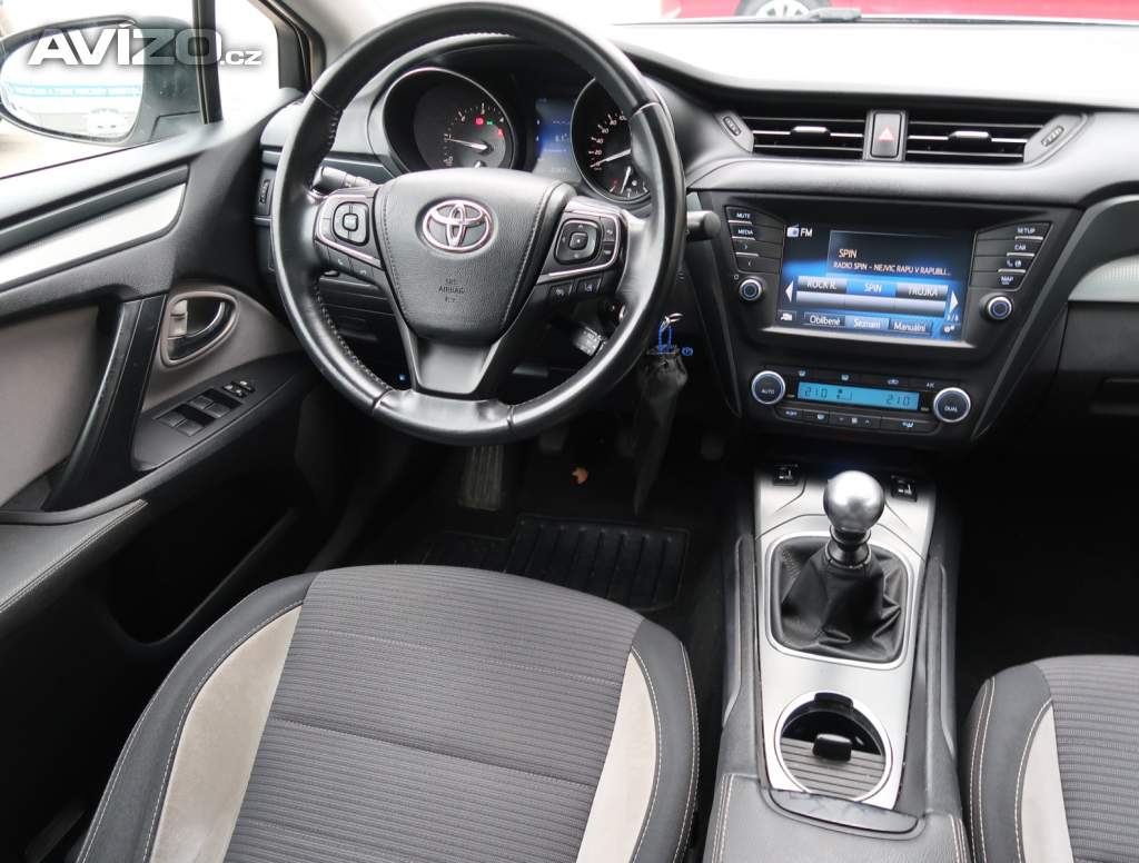 Foto inzerátu Toyota Avensis 2.0 D-4D