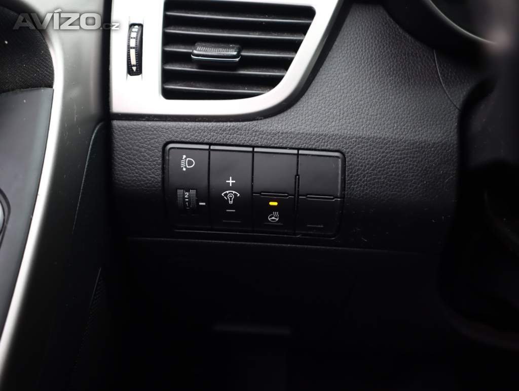 Foto inzerátu Hyundai i30 1.6 MPI