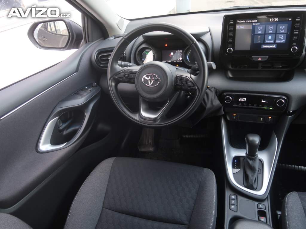 Foto inzerátu Toyota Yaris 1.5 VVT-i Hybrid