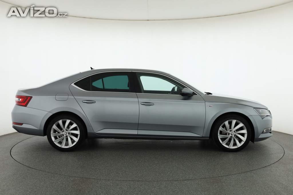 Foto inzerátu Škoda Superb 2.0 TDI