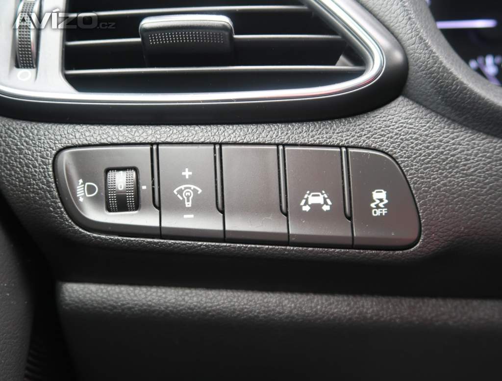 Foto inzerátu Hyundai i30 1.0 T-GDI