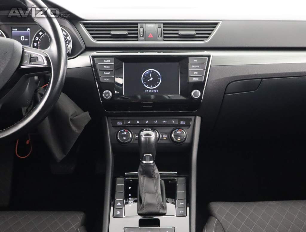 Foto inzerátu Škoda Superb 2.0 TDI