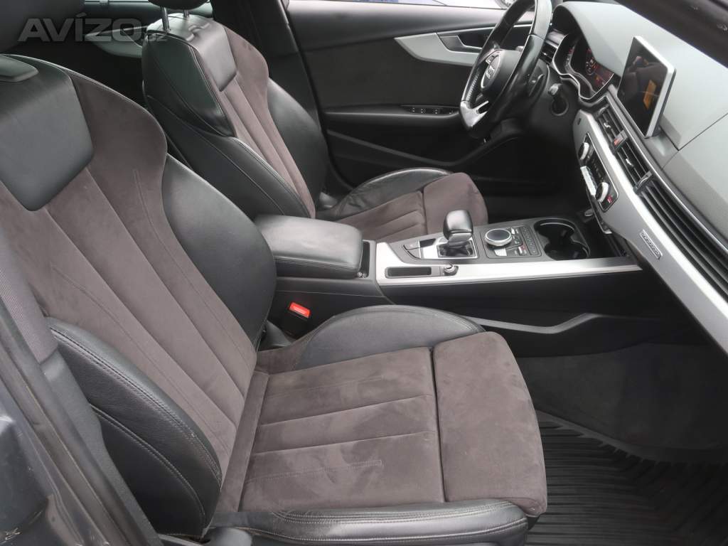 Foto inzerátu Audi A4 Allroad 3.0 TDI