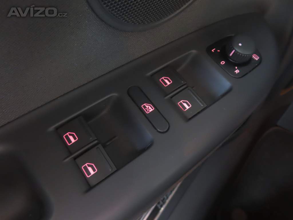 Foto inzerátu Volkswagen Golf 1.2 TSI