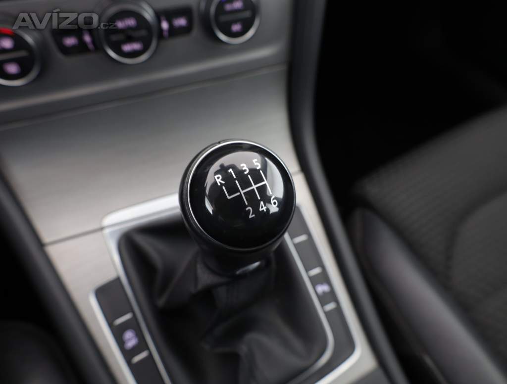 Foto inzerátu Volkswagen Golf 1.4 TSI