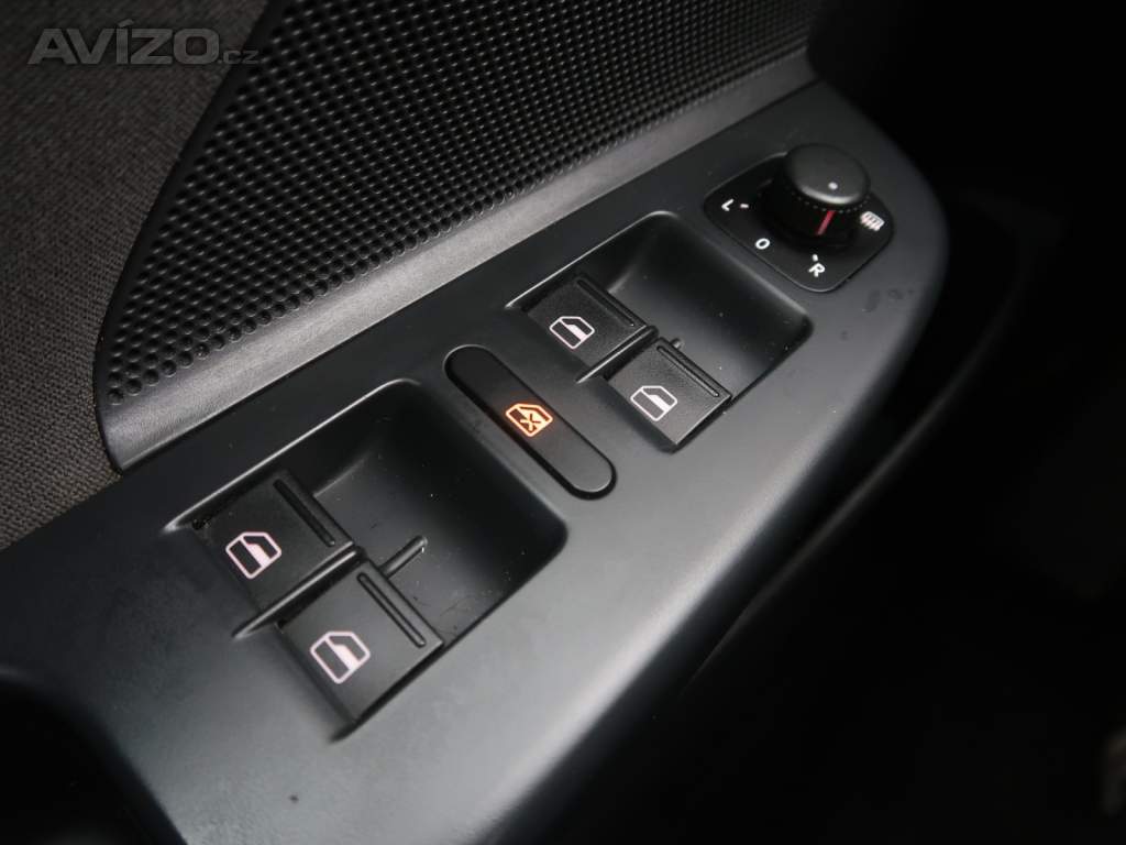 Foto inzerátu Volkswagen Golf 2.0 TDI