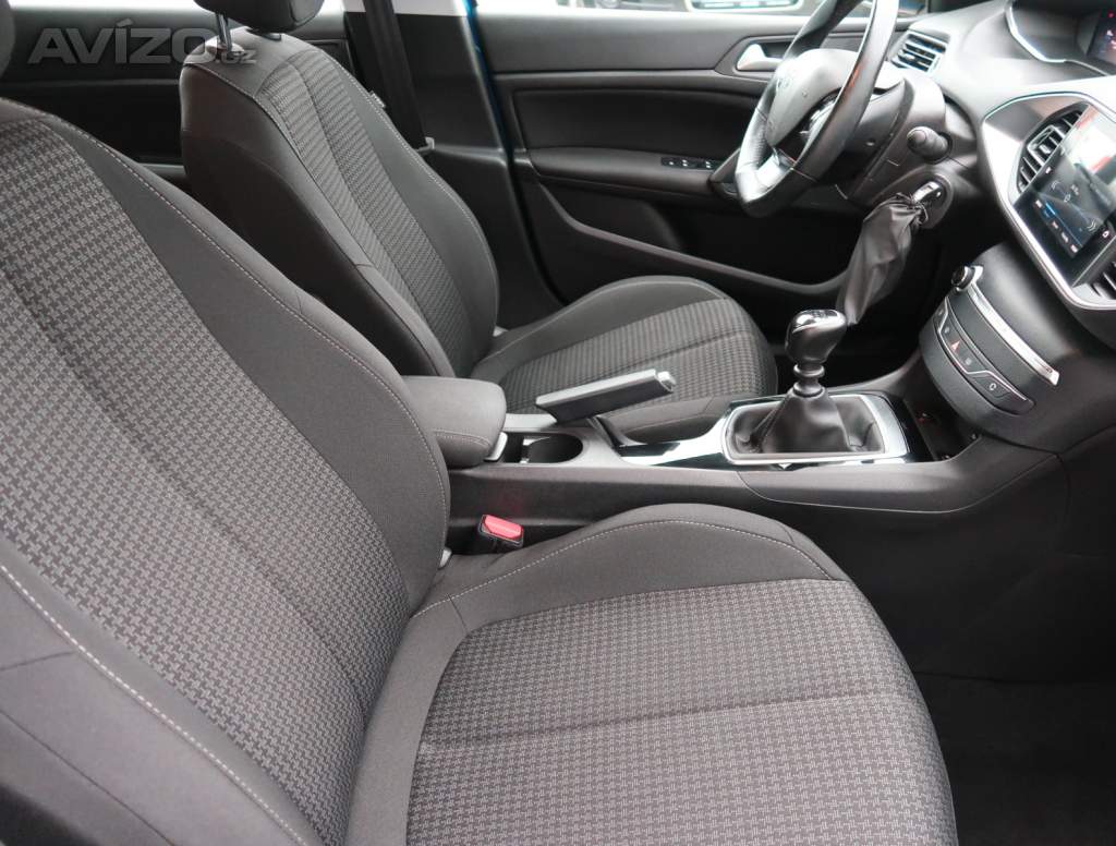 Foto inzerátu Peugeot 308 1.2 PureTech