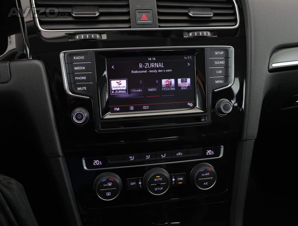 Foto inzerátu Volkswagen Golf 2.0 TDI