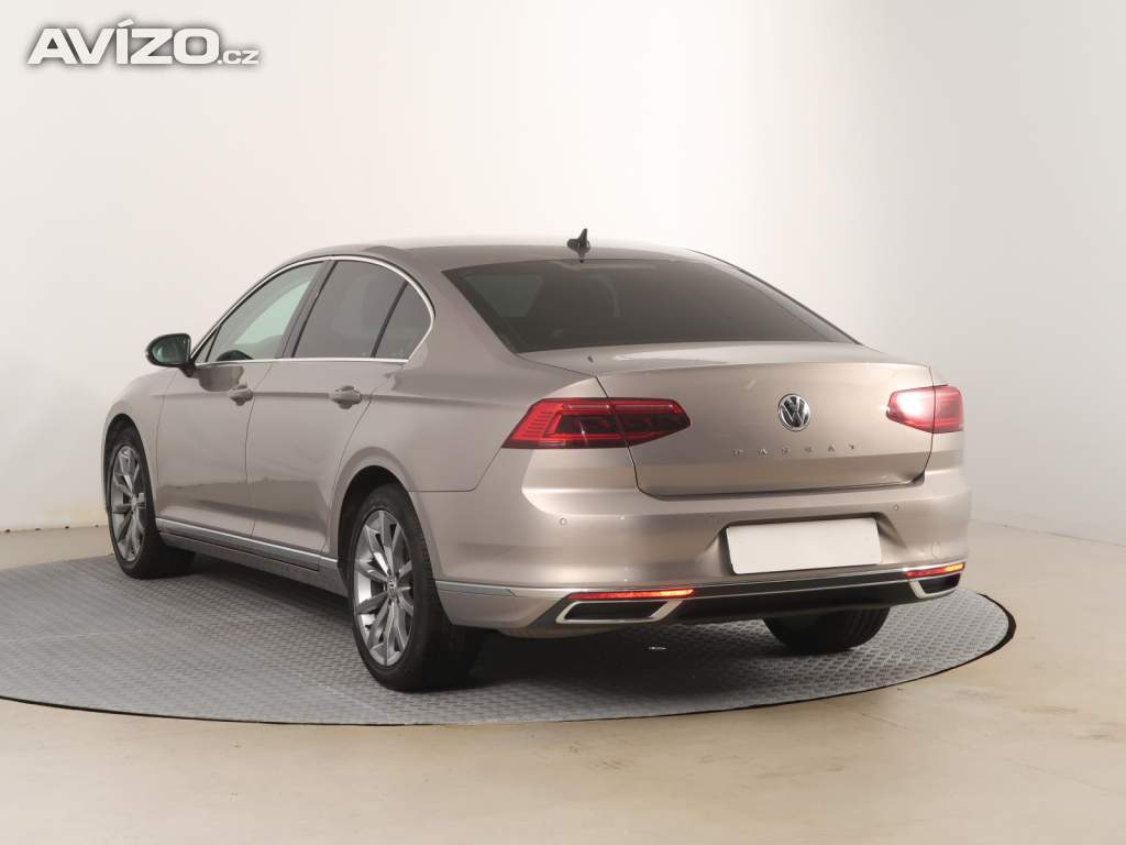 Foto inzerátu Volkswagen Passat 2.0 TSI