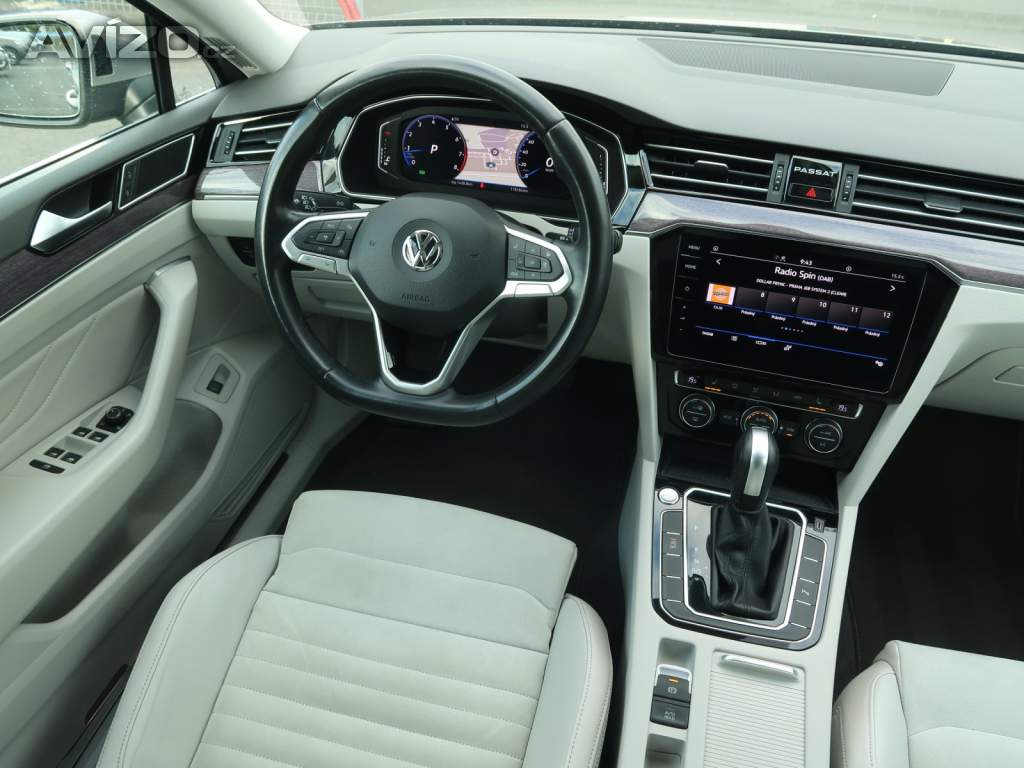 Foto inzerátu Volkswagen Passat 2.0 TSI