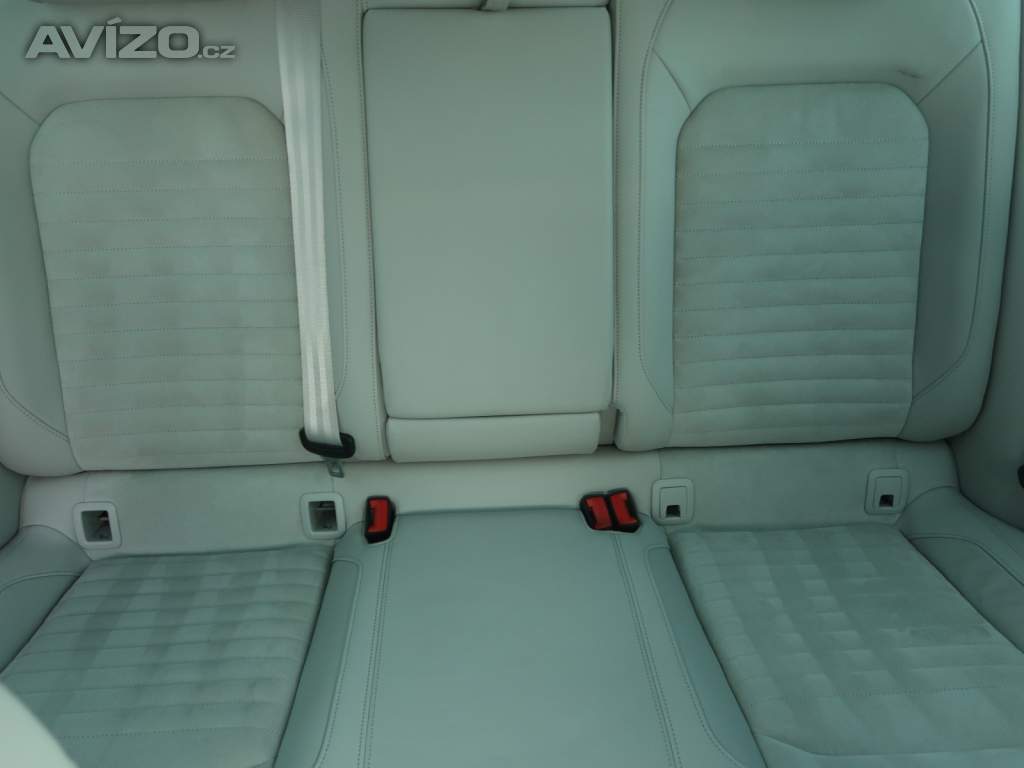 Foto inzerátu Volkswagen Passat 2.0 TSI