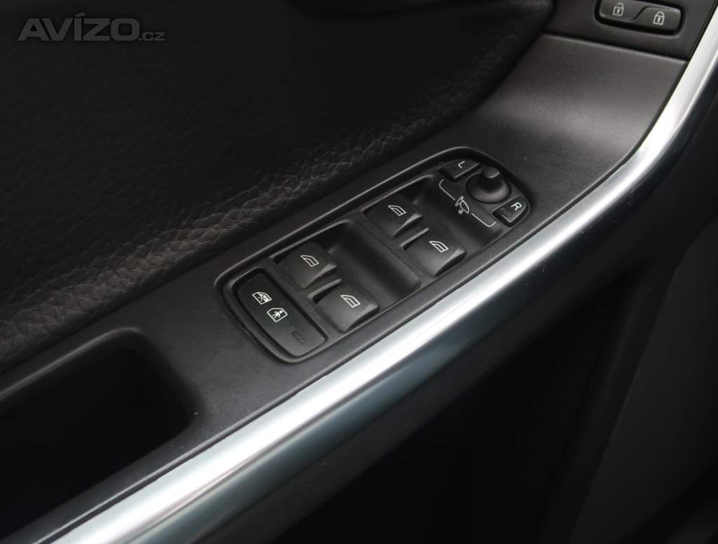 Foto inzerátu Volvo XC60 D5