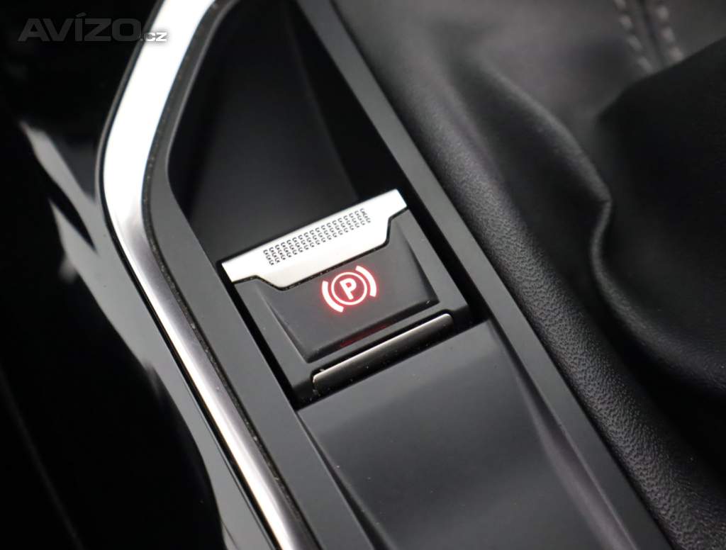 Foto inzerátu Peugeot 3008 1.5 BlueHDi