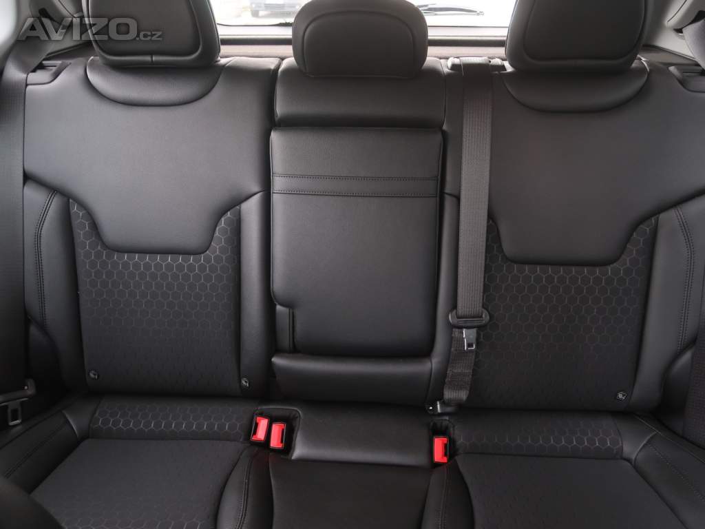 Foto inzerátu Jeep Compass 1.3 T-GDI