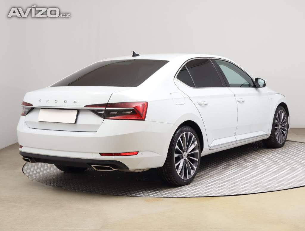 Foto inzerátu Škoda Superb 2.0 TSI