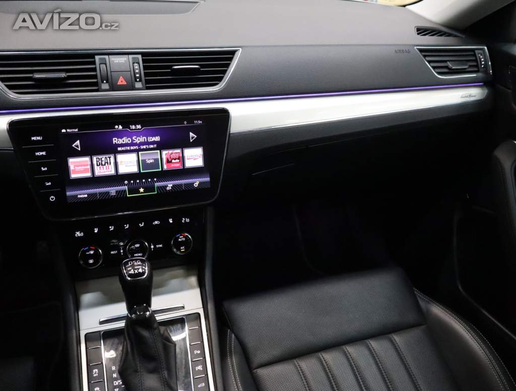 Foto inzerátu Škoda Superb 2.0 TSI